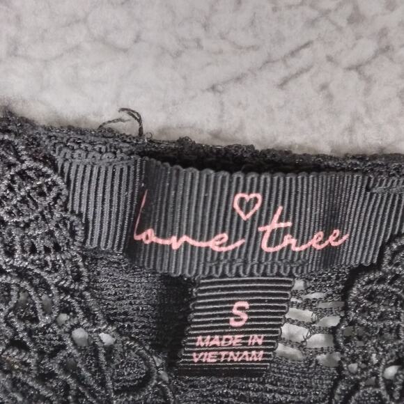 Love Tree Crop Top Lace Top Size Small Black with Nude Lining - Picture 4 of 6